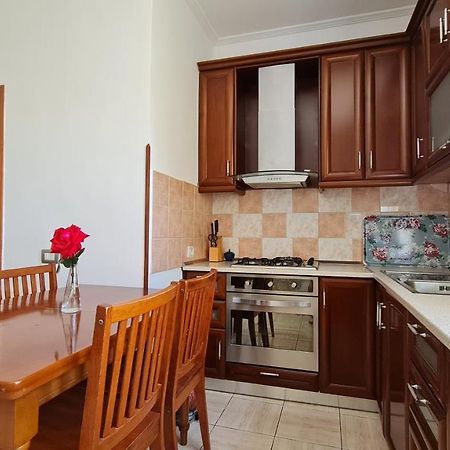 סרנדה Village Home Next To The Sea מראה חיצוני תמונה
