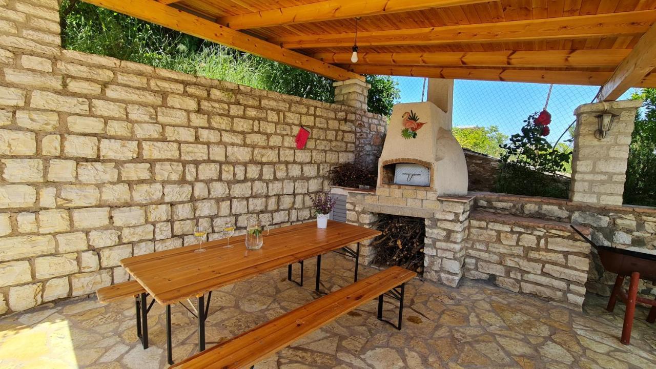 סרנדה Village Home Next To The Sea מראה חיצוני תמונה