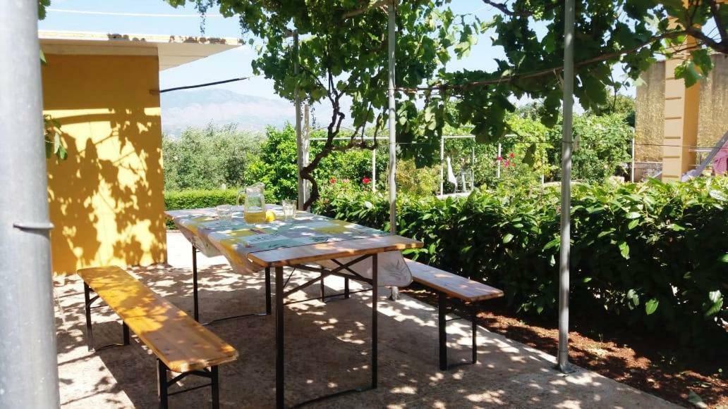 סרנדה Village Home Next To The Sea מראה חיצוני תמונה